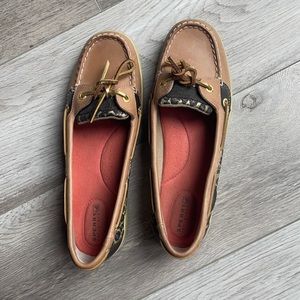 Cheetah sparkly sperry loafers